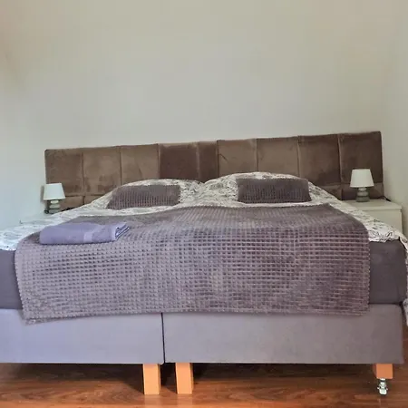 펜션 Cozy In With View