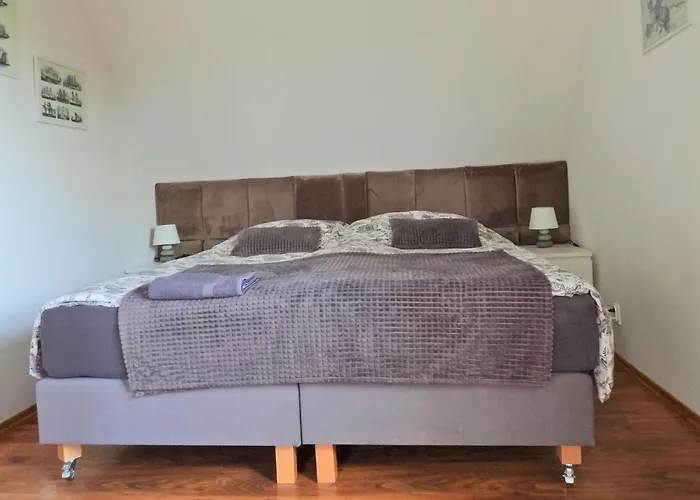 펜션 Cozy In With View