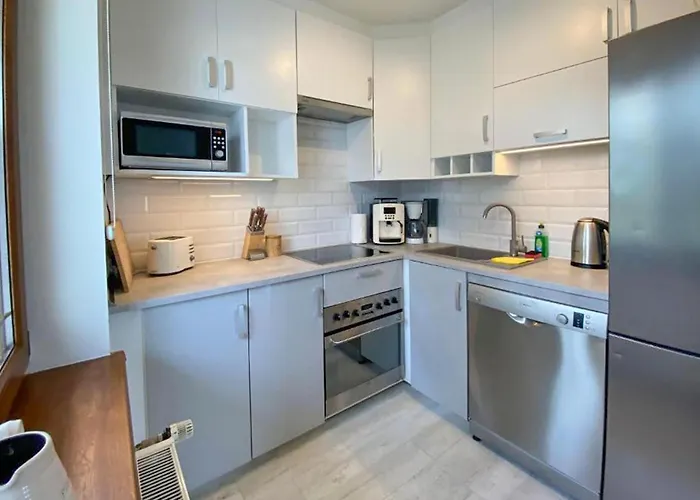 펜션 Cozy In With View Podamirowo